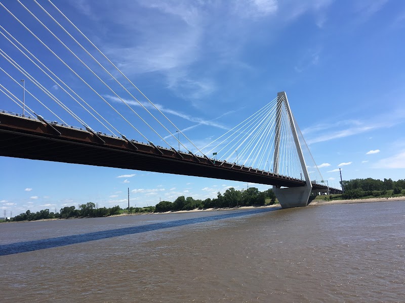 Riverfront Trail — Hiking with Kids in St. Louis