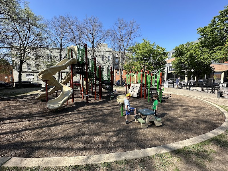 Thames Street Park Playground