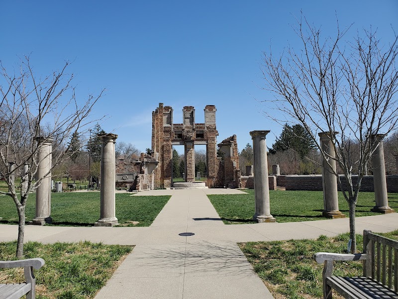 Holliday Park Nature Center — Easter Holiday Activities in Indianapolis