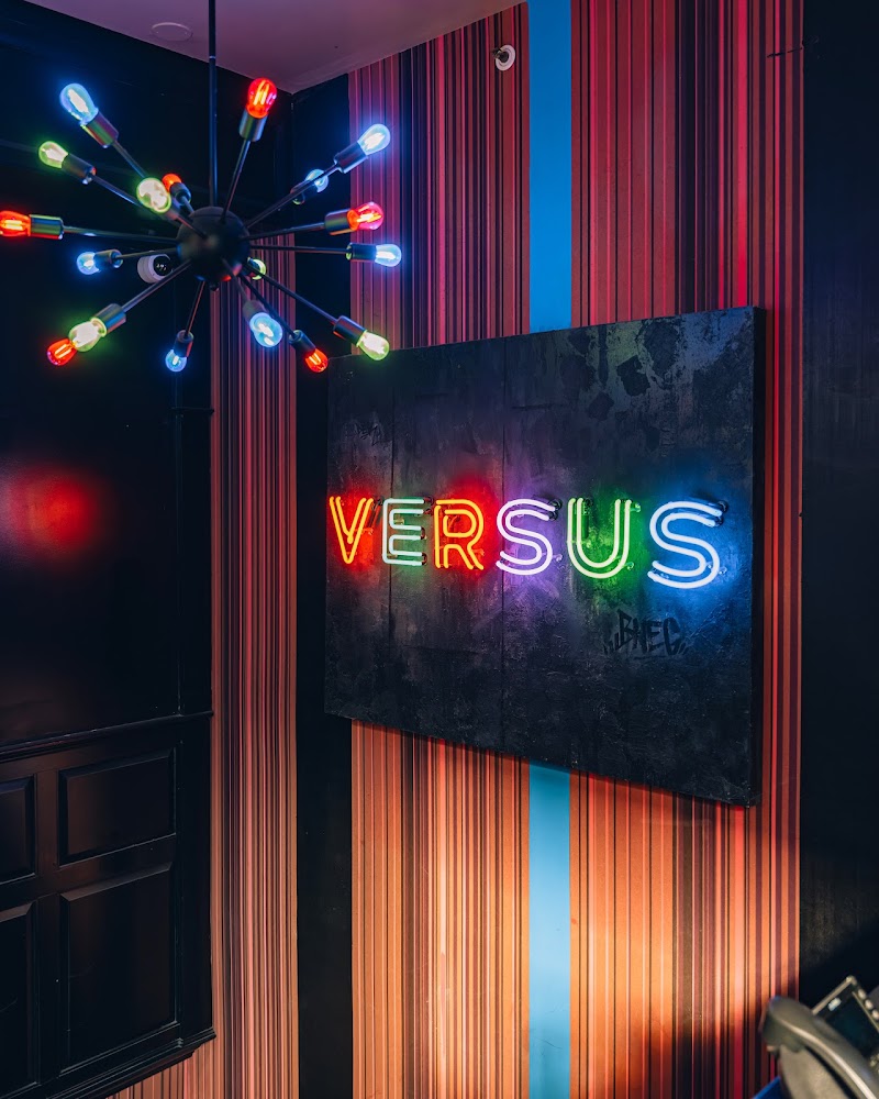 VERSUS