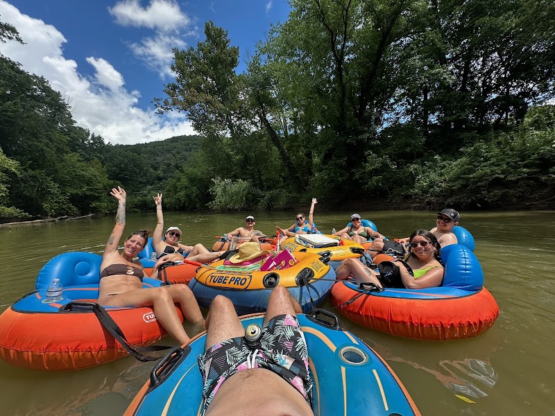 Sunshine’s Adventures — Kayaking for Kids in Nashville