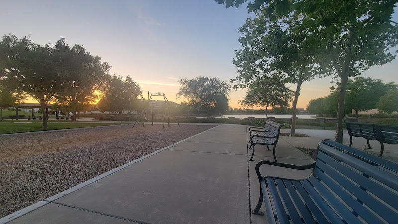 Swainson’s Hawk Park — Hiking with Kids in Sacramento
