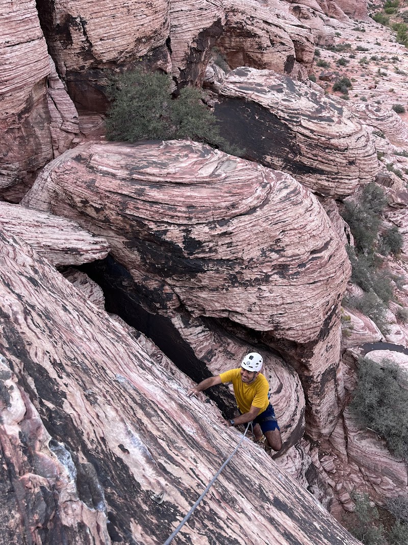 The Mountain Guides - Red Rock