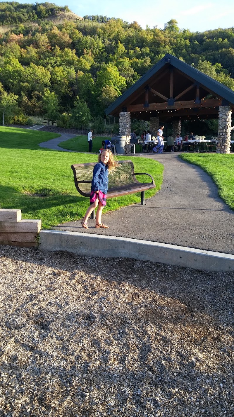 Wild Rose Trailhead Park