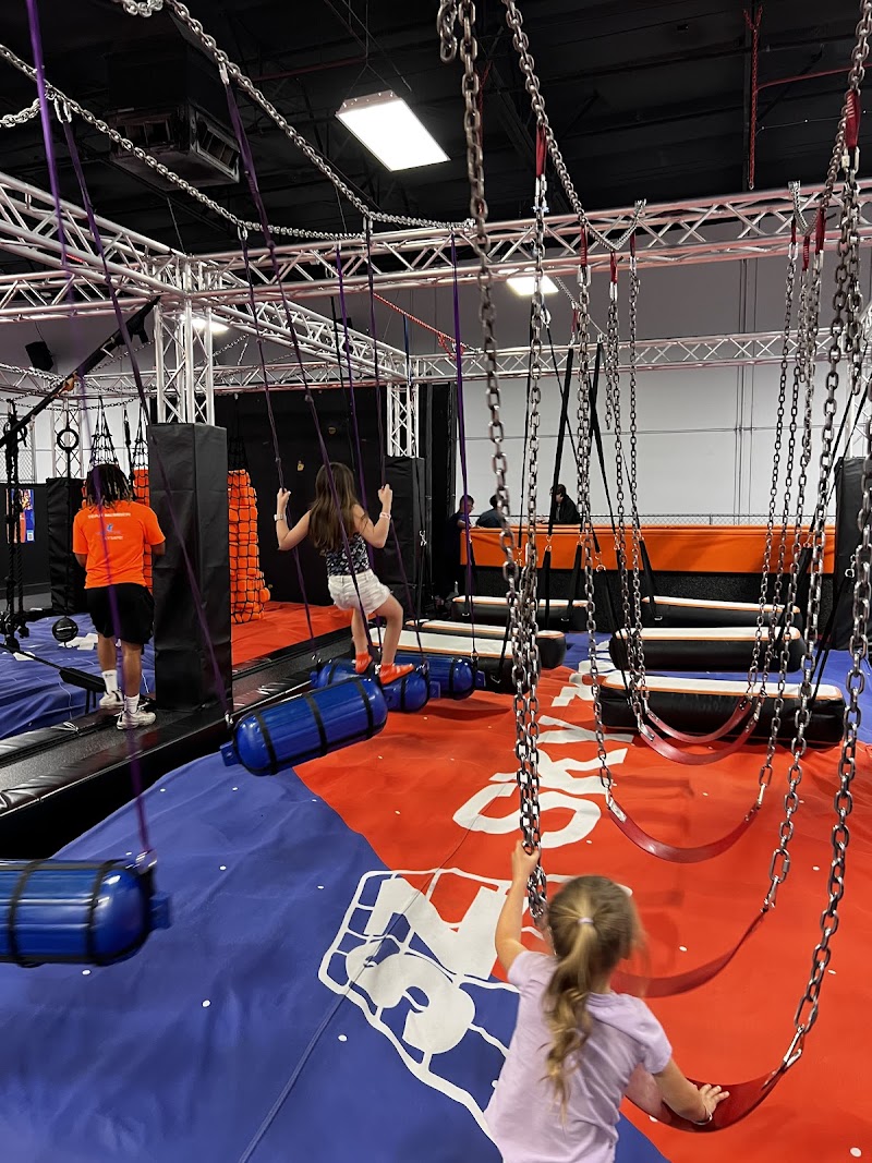 Gravady trampoline park
