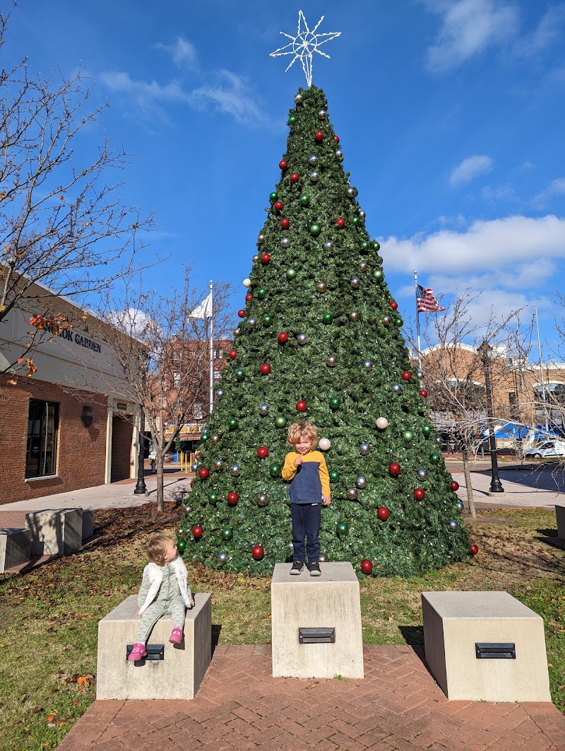 Children's Museum Plaza