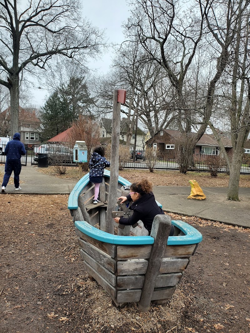 Gladys Potter Park (Humboldt Park)