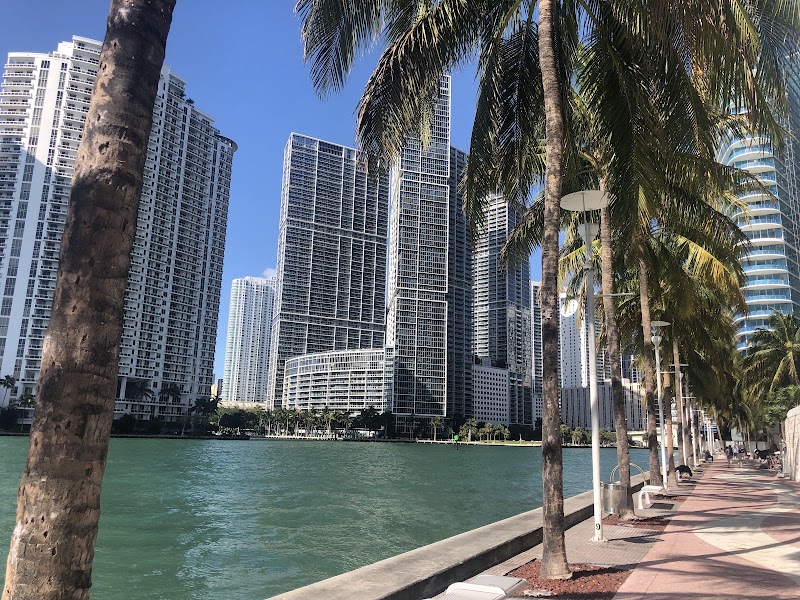 Miami Riverwalk — Hiking with Kids in Miami