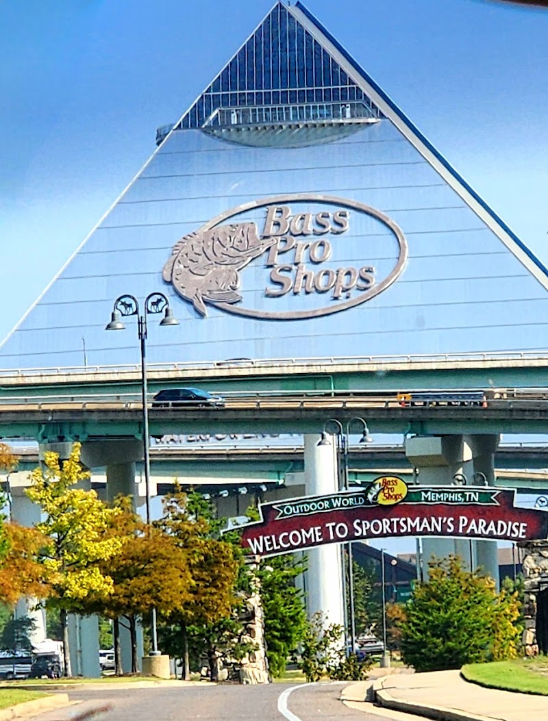 Bass Pro Shops at the Pyramid