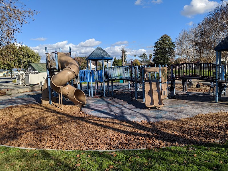 Lincoln Glen Park
