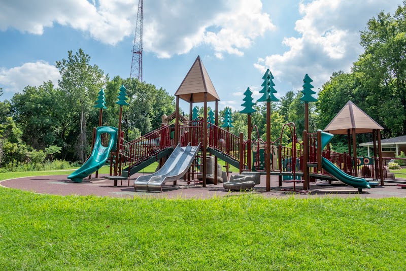 Oak Tree Park — Best Outdoor Playgrounds in St. Louis