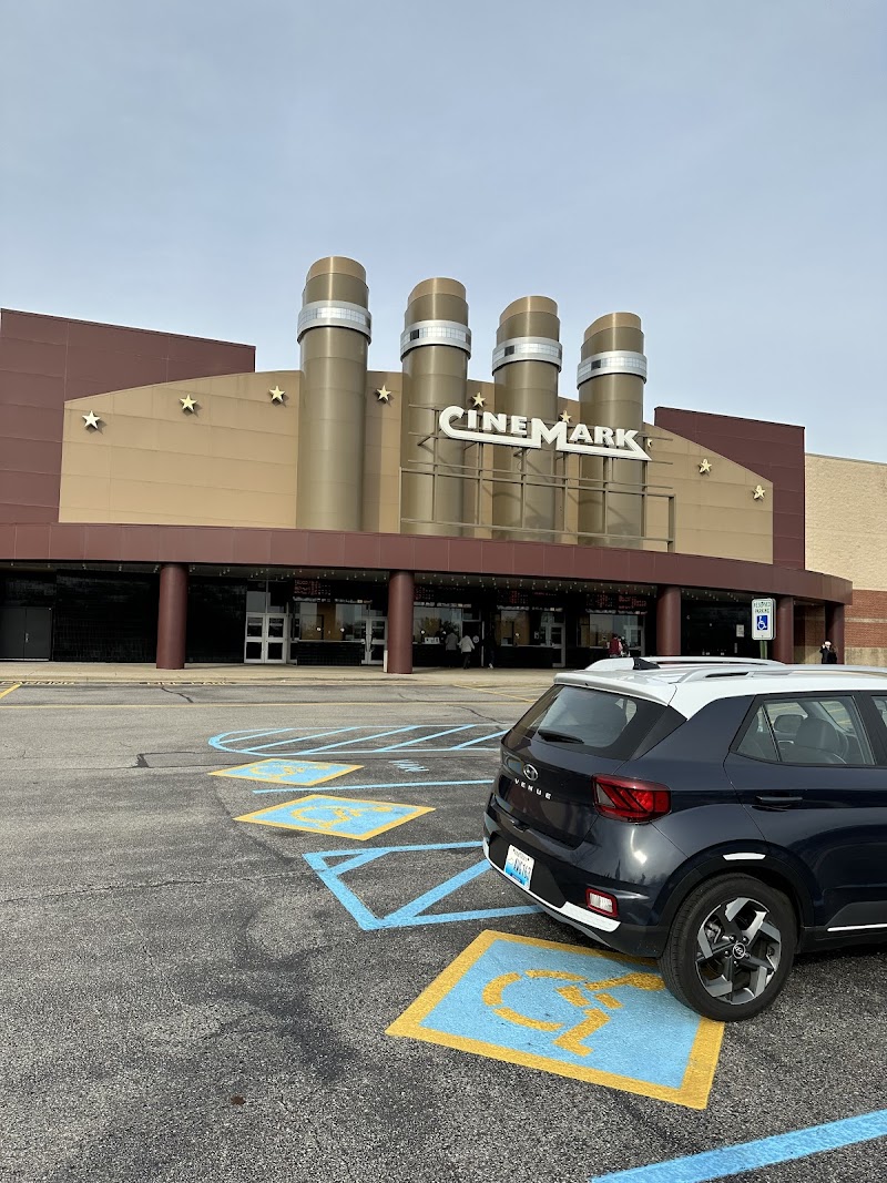 Cinemark Tinseltown Louisville and XD