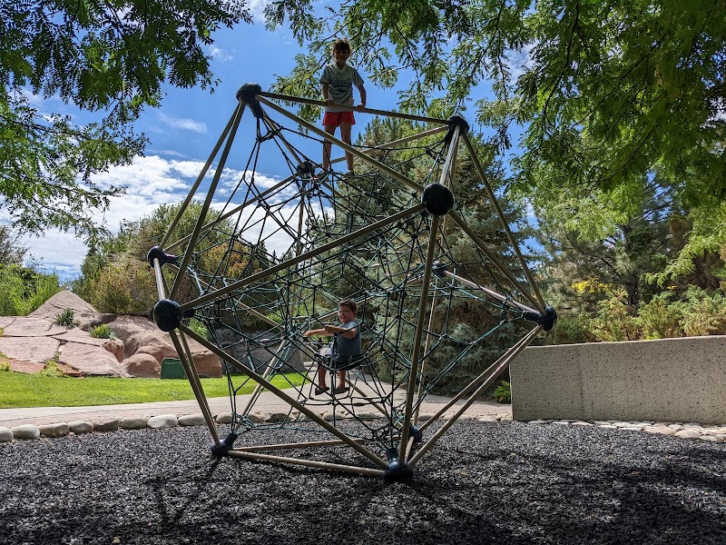Children's Discovery Garden