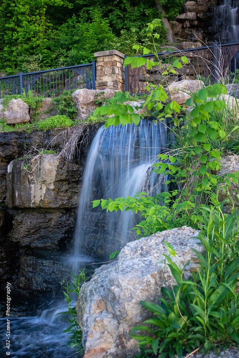 Waterfall Park — Hiking with Kids in Kansas City