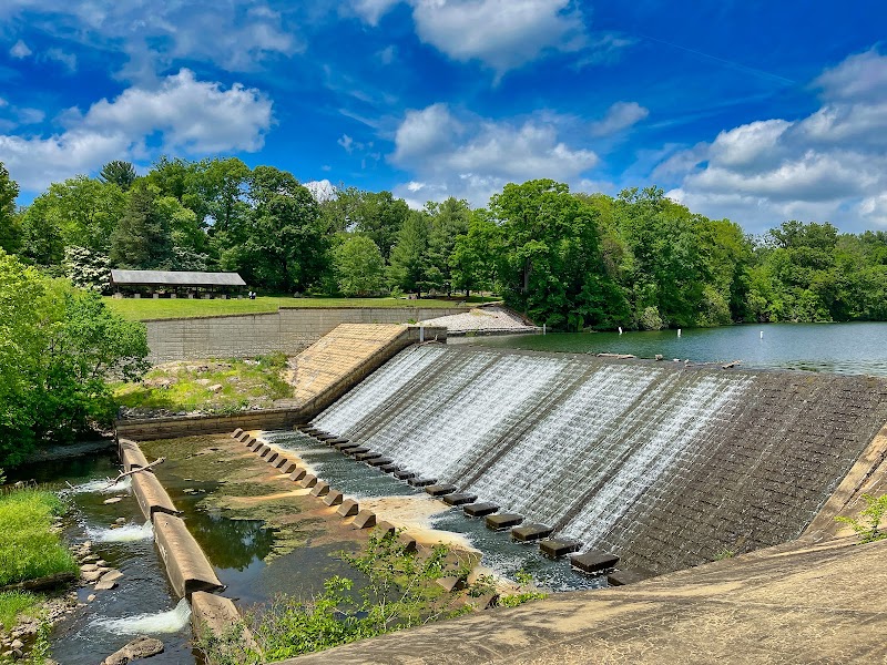 Lake Roland Park