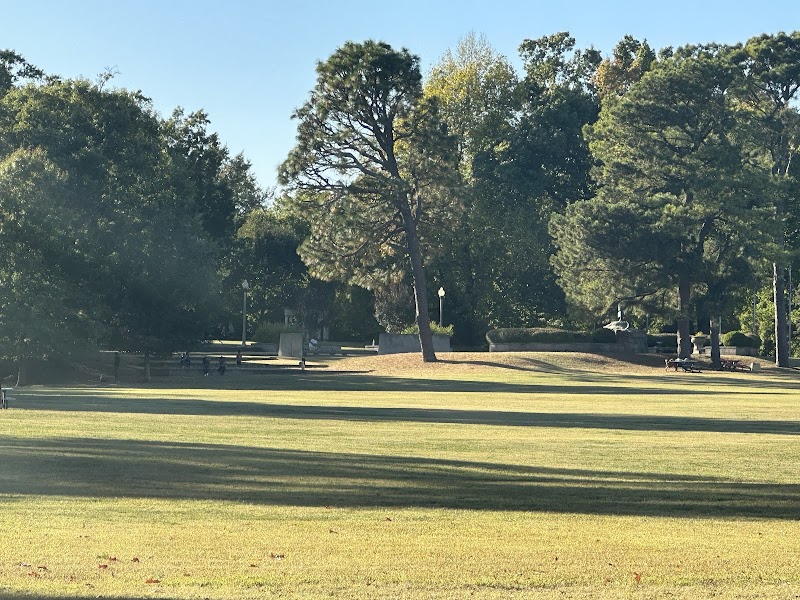 Overton Park — Hiking with Kids in Memphis