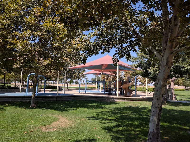 Copper River Park — Hiking with Kids in Fresno
