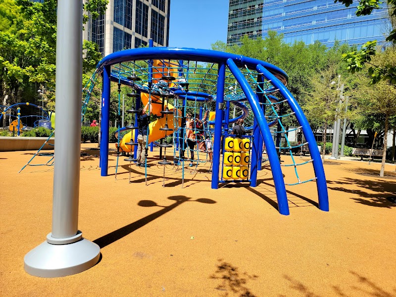 Discovery Green