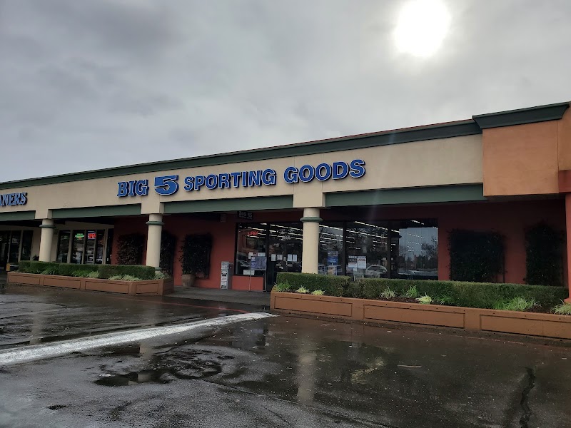 Big 5 Sporting Goods