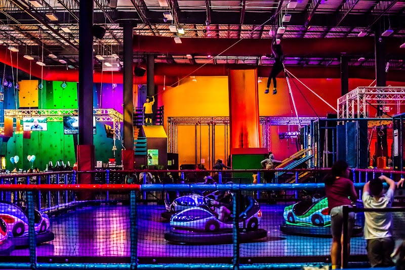 Planet Obstacle - World's Largest Indoor Obstacle Park