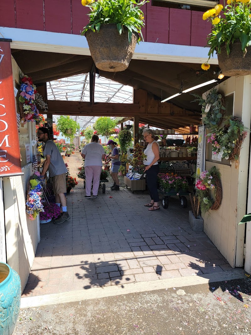 Abma's Farm Market, Greenhouse, and Barnyard Petting Zoo: Wyckoff, NJ — Petting Zoos in New York
