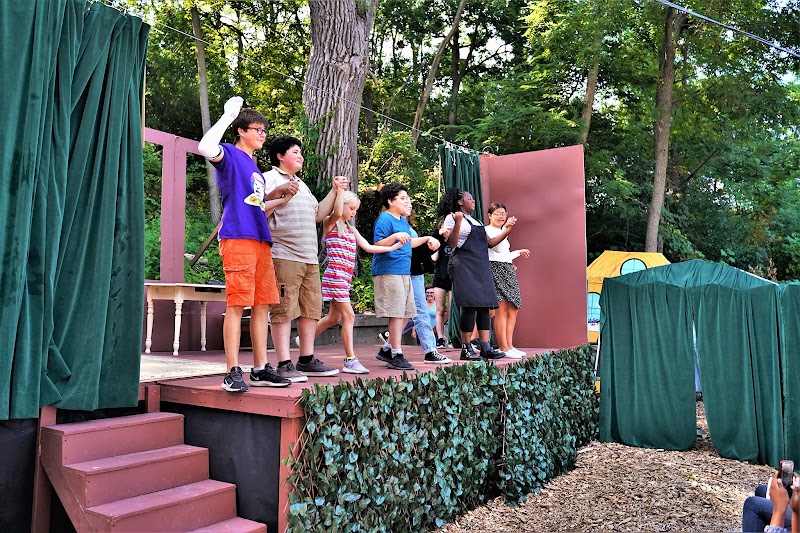 Milwaukee Youth Theatre