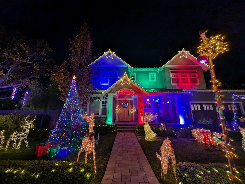 Willow Glen Holiday Lights — Christmas Events for Kids in San Jose