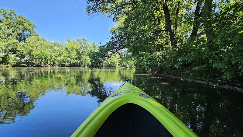 Paddle Boston: Medford, Condon Shell — Kayaking for Kids in Boston