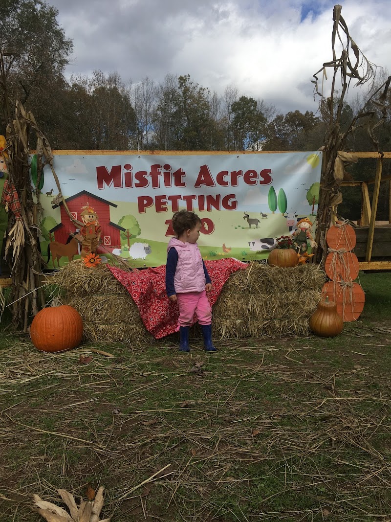 Misfit Acres Farm — Zoos for Kids in Richmond