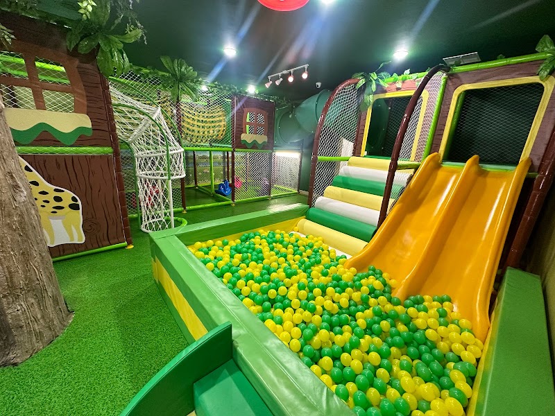 Kids Jungle House — New Year's Eve Kids Activities in Los Angeles