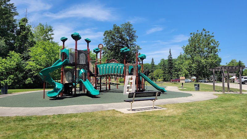Rose Innovations Playground — Best Outdoor Playgrounds in Milwaukee