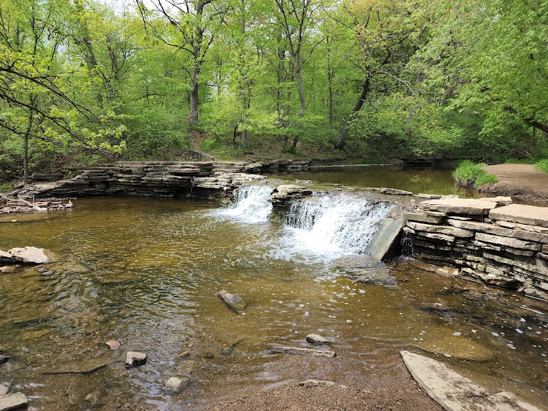 Waterfall Glen Forest Preserve