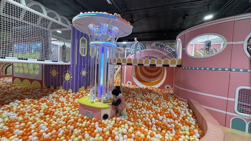 Twinkle Land Play Cafe — Halloween Kids Activities in Seattle