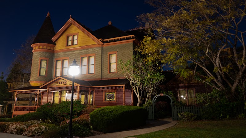 San Diego Ghosts: Ghost Tours & Haunted Pub Crawls