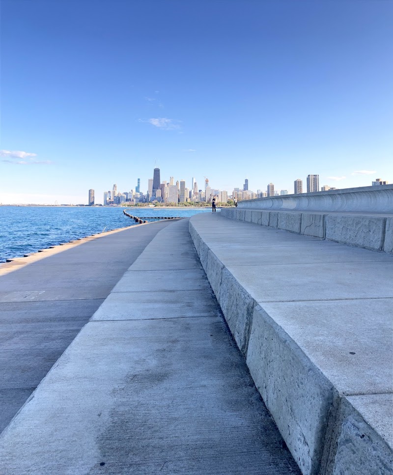 Lakefront Trail - Fullerton - 2400 N — Hiking with Kids in Chicago