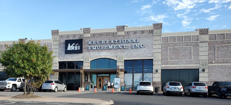 REI — Kayaking for Kids in San Antonio
