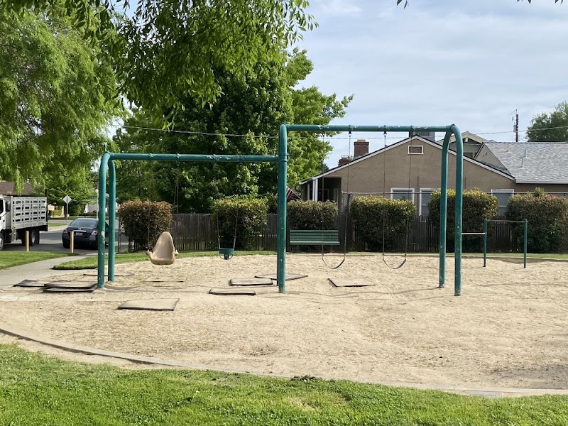 Bertha Henschel Park