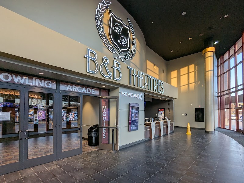 B&B Theatres Creve Coeur West Olive 10 and Bowling