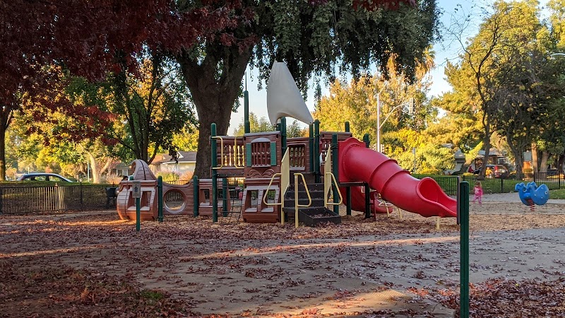 Glenbrook Park — Hiking with Kids in Sacramento