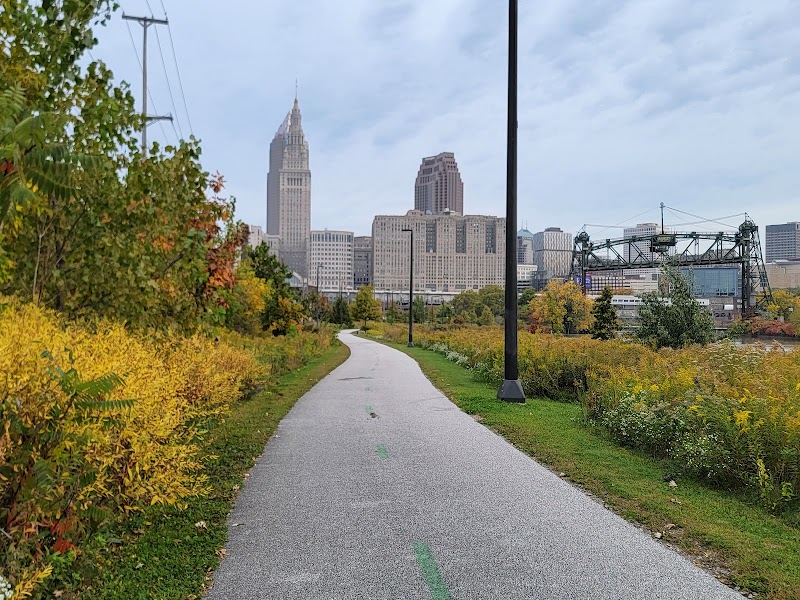Towpath Trail at Tremont