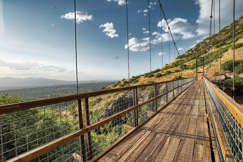 Bear Canyon Suspension Bridge Trailhead