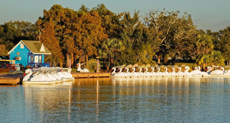 Wheel Fun Rentals | New Orleans City Park on Big Lake