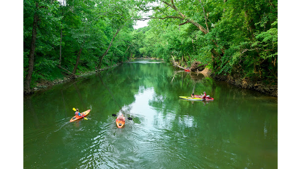 Cave Country Canoes