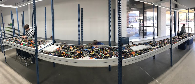 Rogue Brick Builders‘ Lounge — Winter Break Activities in Fort Worth