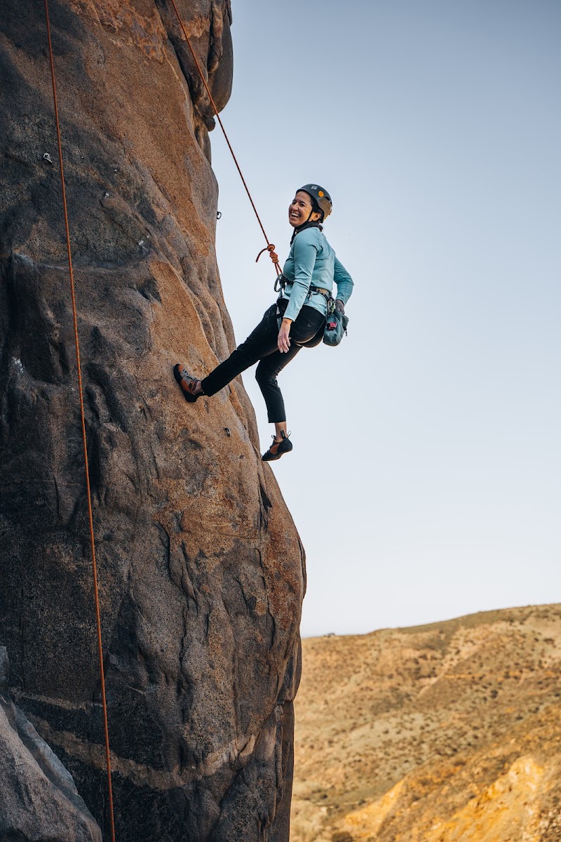 Chillino Rock Climbing