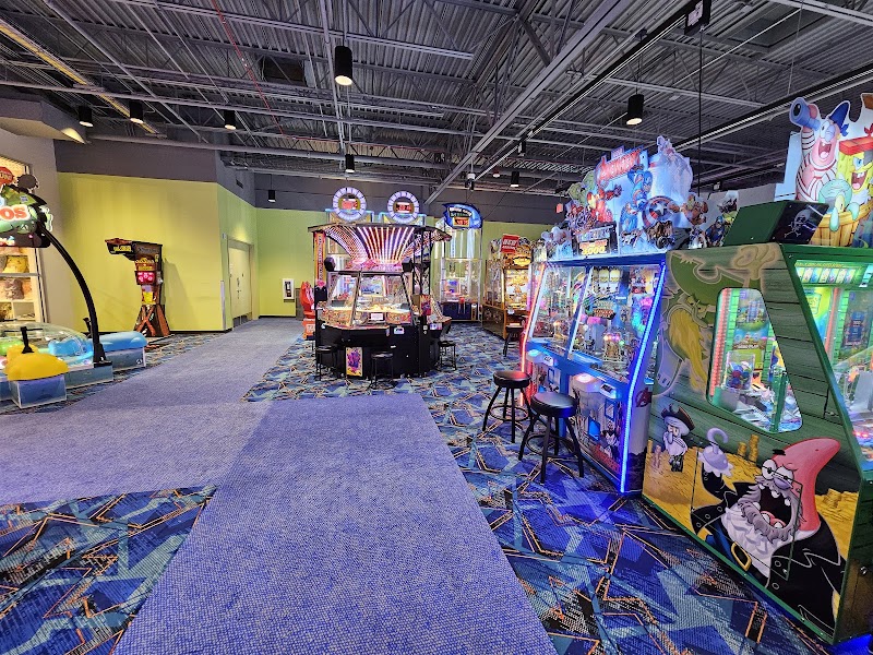 Round1 Arcade Las Vegas South Premium Outlets