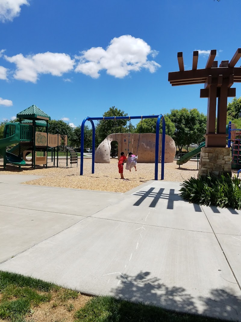 Souyen Park