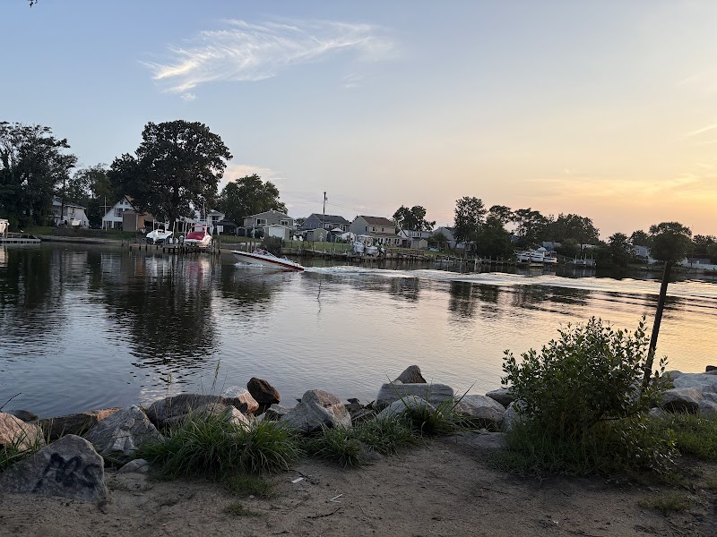 Merritt Point Park Kayak/Canoe Ramp