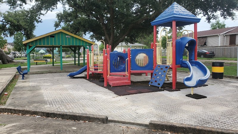 Sampson Playground — Best Outdoor Playgrounds in New Orleans
