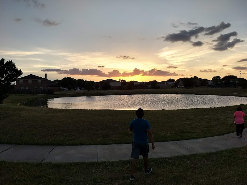 Fox Run Park — Hiking with Kids in Fort Worth